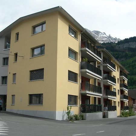 Alpbachstrasse 4, Майринген Стая снимка